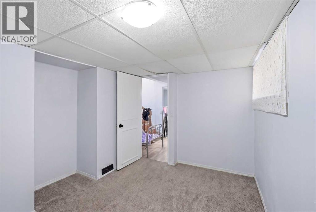 65 Falmere Way NE - 40
