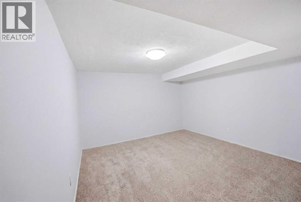 65 Falmere Way NE - 44