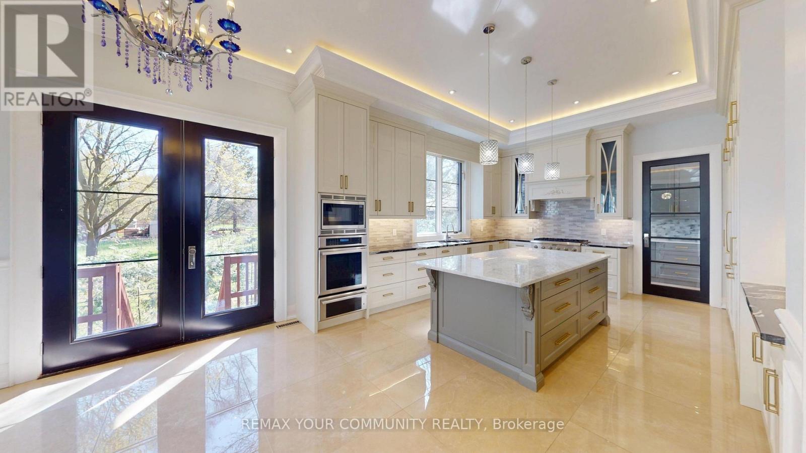 19 BLYTH STREET - 16