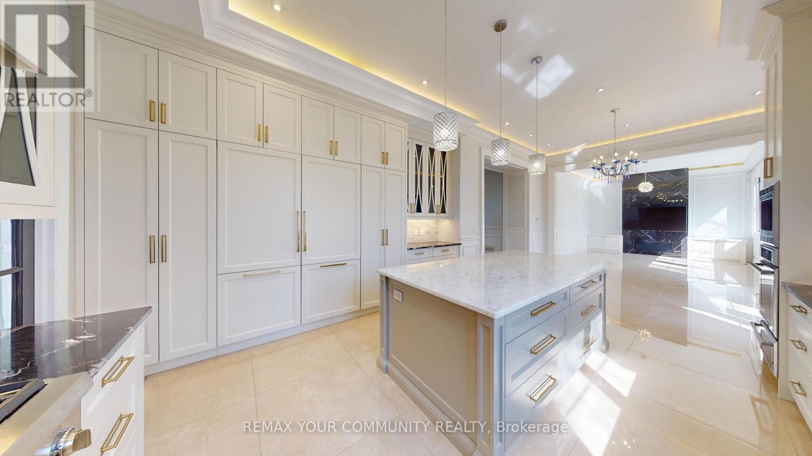 19 BLYTH STREET - 17