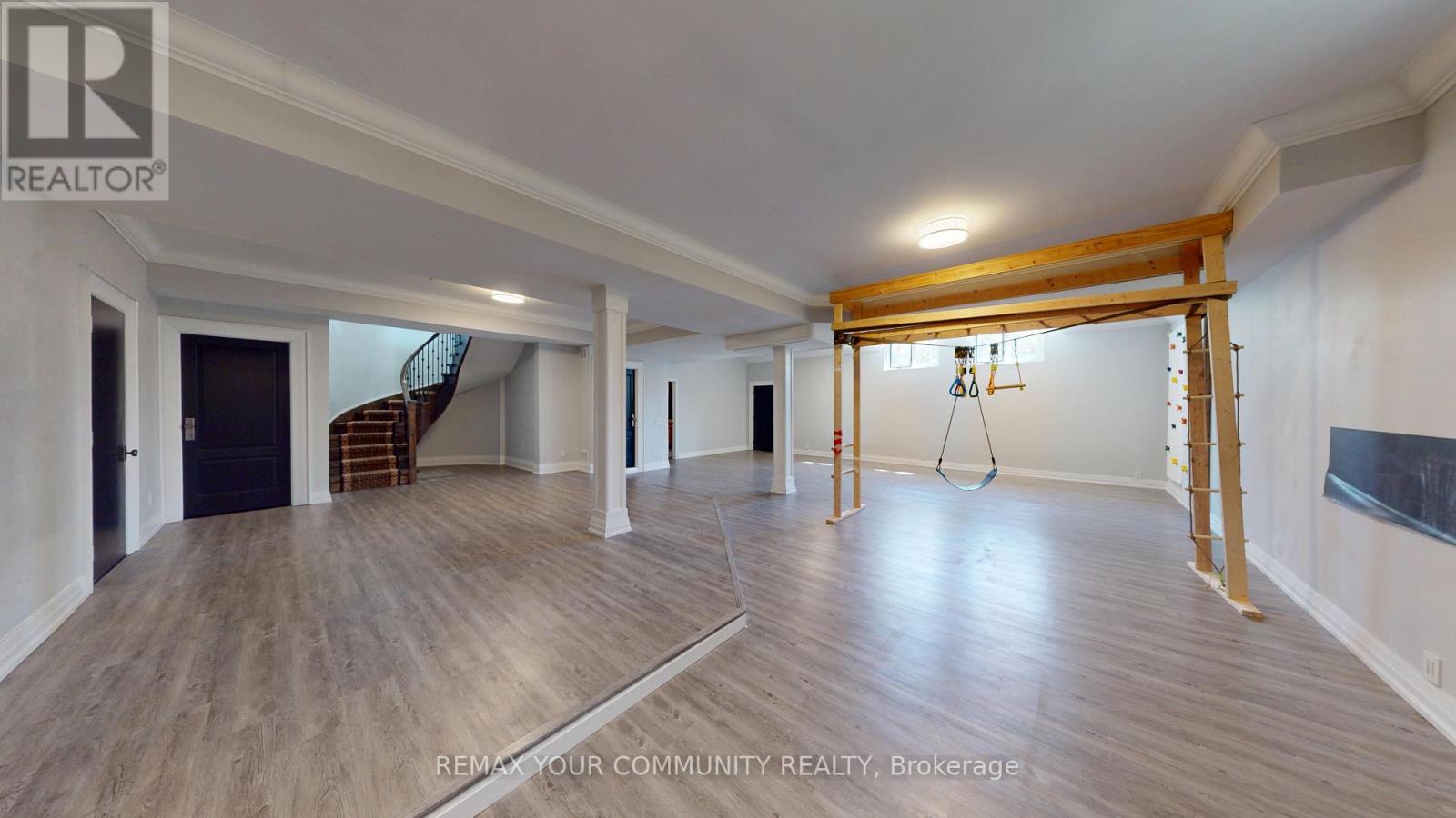 19 BLYTH STREET - 40