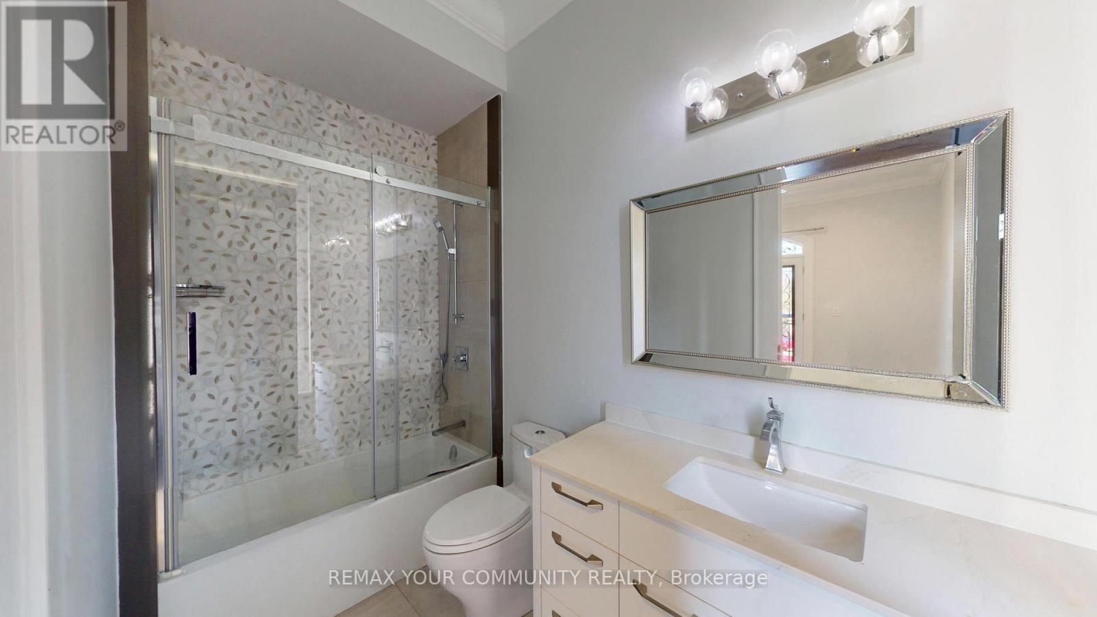 19 BLYTH STREET - 36