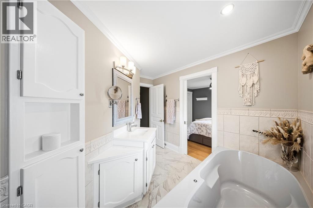 750 VINE Street - 22