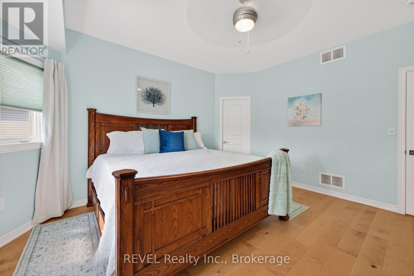 30 DRUMMOND CRESCENT - 16