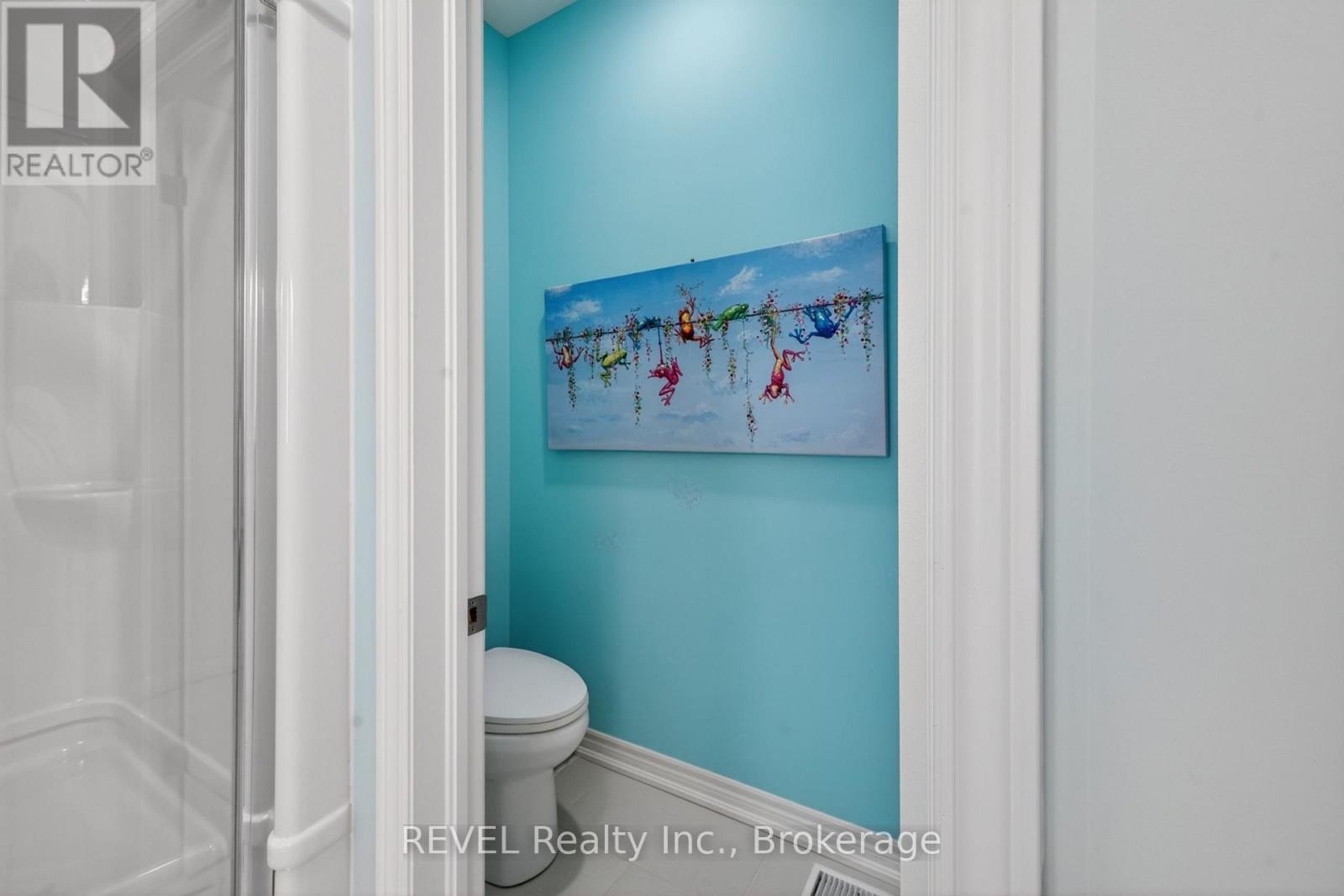30 DRUMMOND CRESCENT - 21