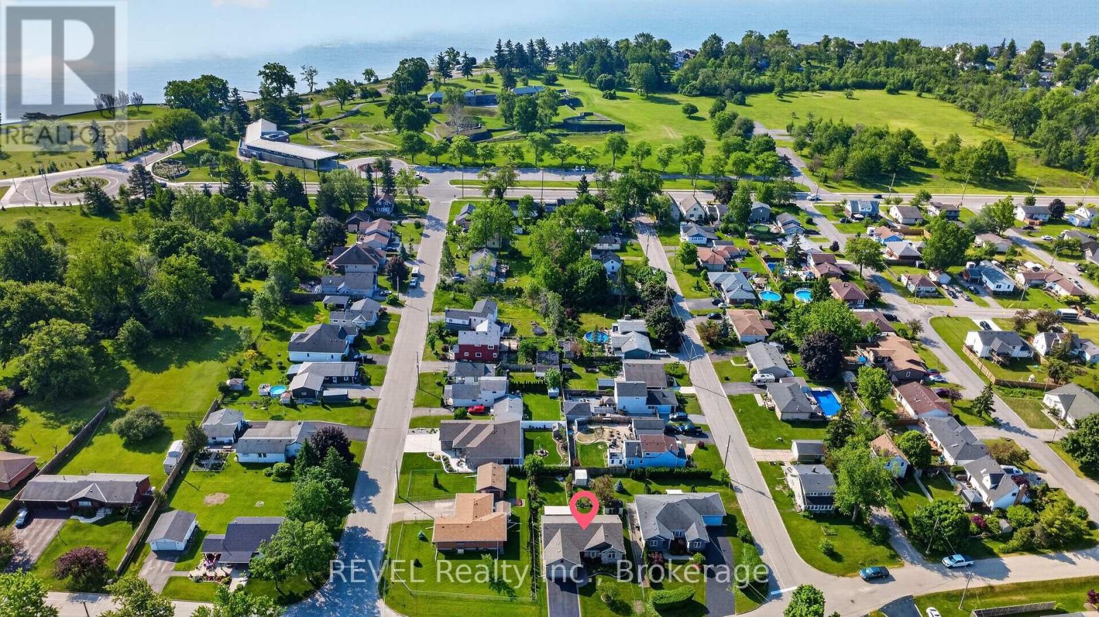 30 DRUMMOND CRESCENT - 39