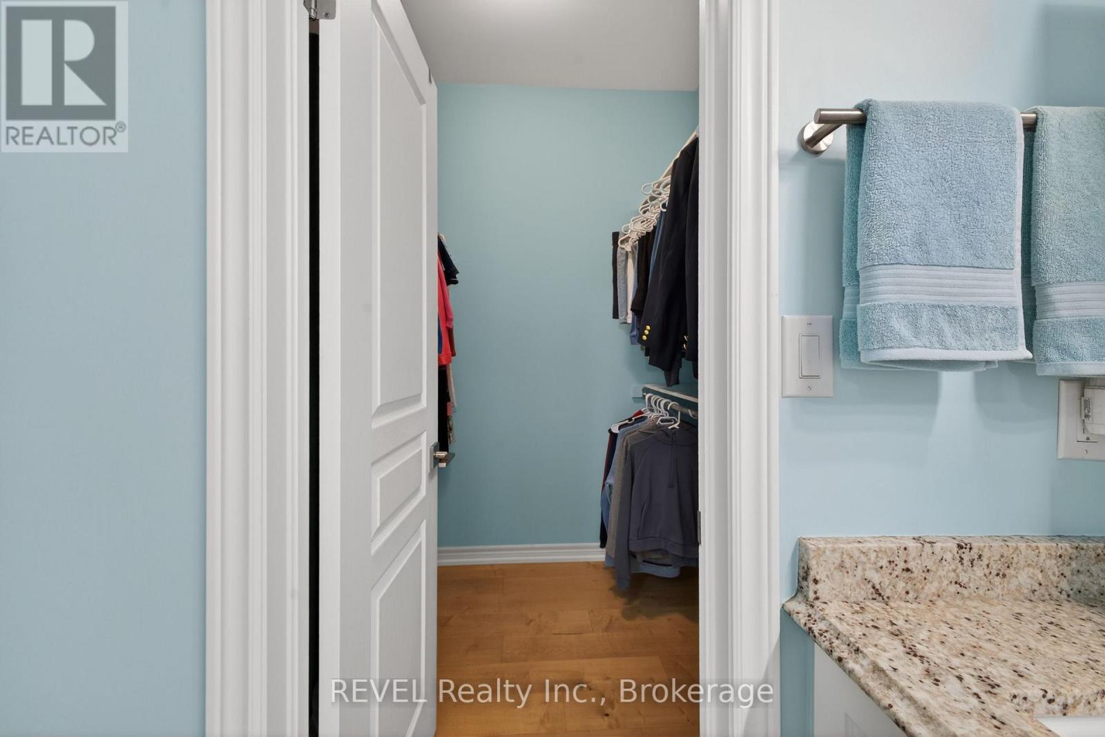 30 DRUMMOND CRESCENT - 22