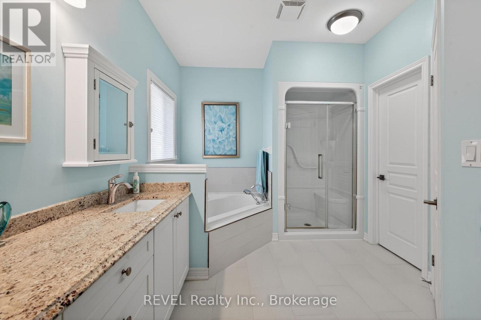 30 DRUMMOND CRESCENT - 18