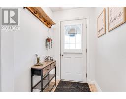 Bedroom - 3 Tower Road, Rideau Lakes, ON K0G1L0 Photo 10