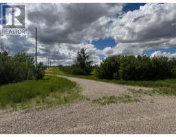 On 220 Range, Rural Lethbridge County, AB T1K7N3 Photo 8