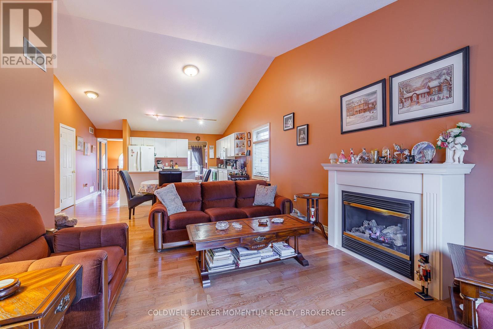 47 THOROLD AVENUE - 20