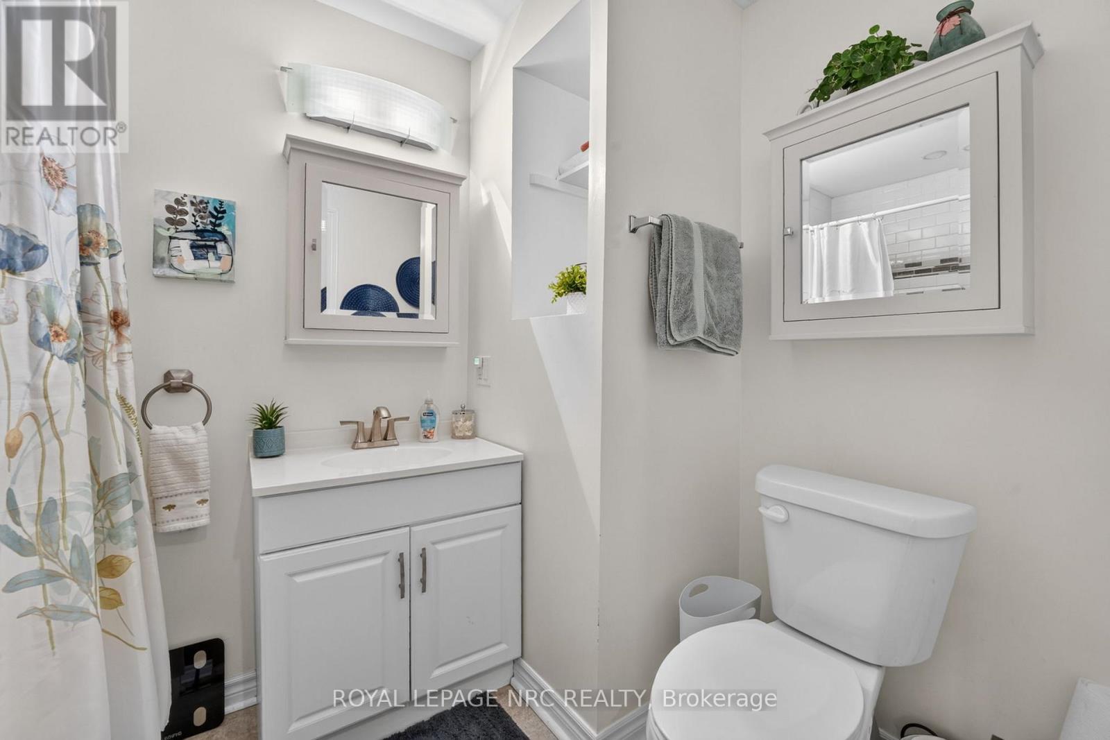 63 OAKWOOD STREET - 14
