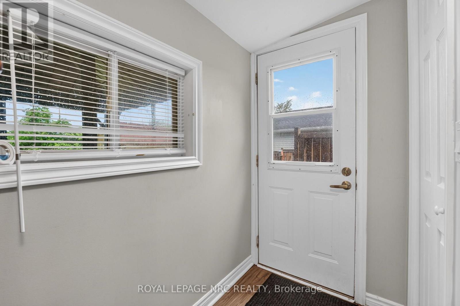 63 OAKWOOD STREET - 19