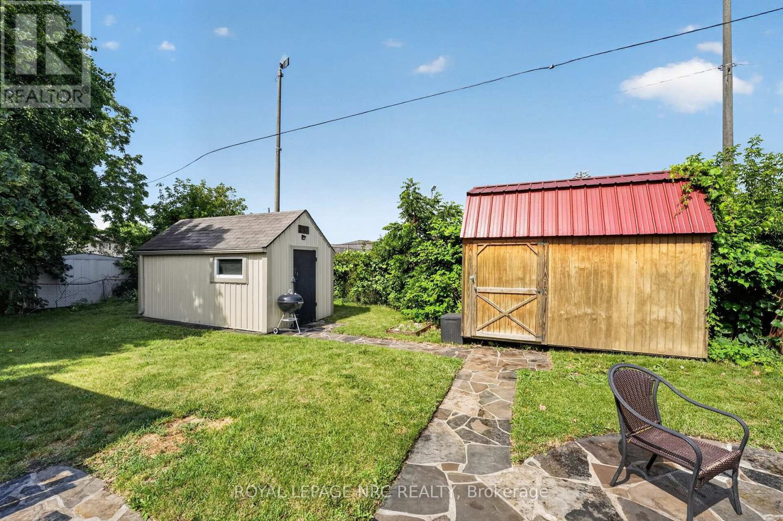 63 OAKWOOD STREET - 33