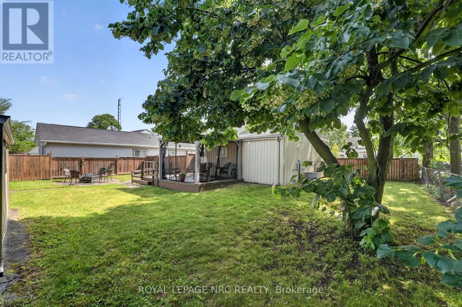 63 OAKWOOD STREET - 35