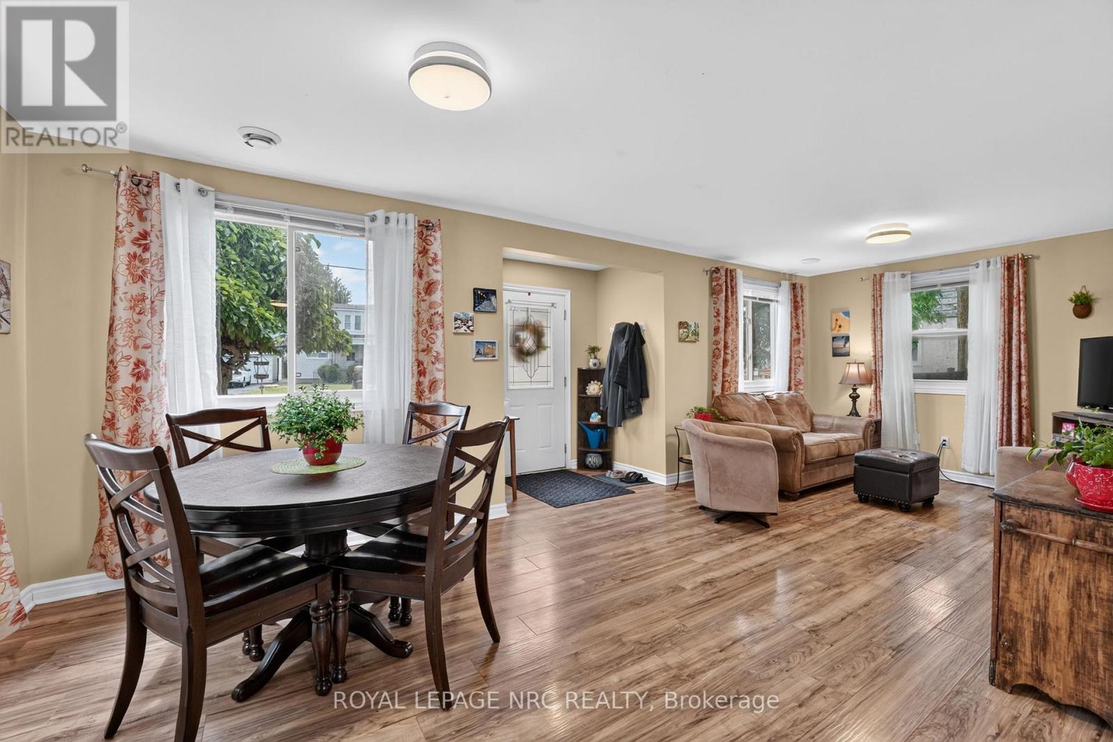 63 OAKWOOD STREET - 7