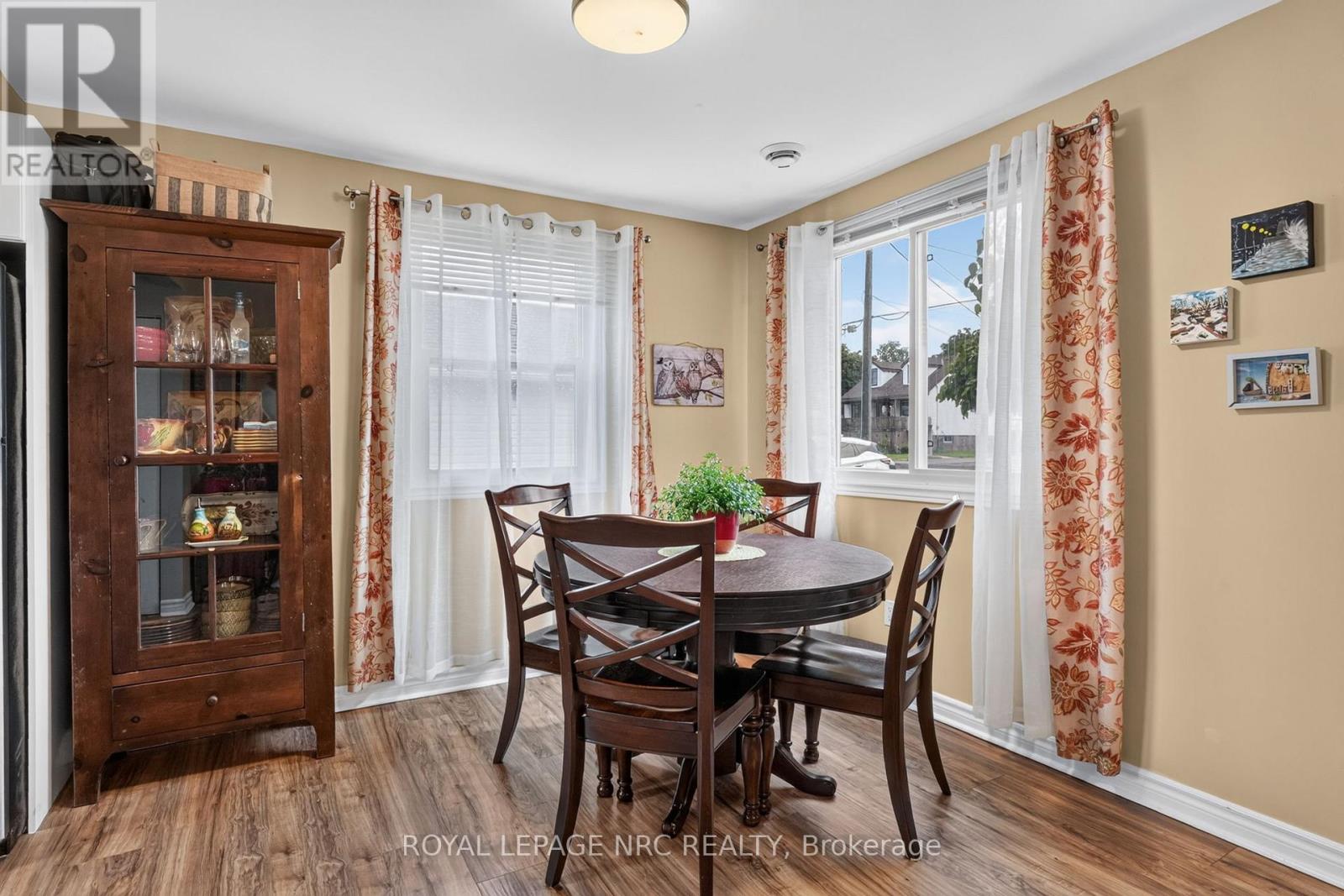 63 OAKWOOD STREET - 8