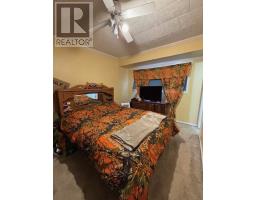 6 Seaview Crescent East thumbnail 12