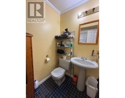 6 Seaview Crescent East thumbnail 13