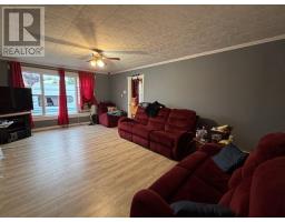 6 Seaview Crescent East thumbnail 9