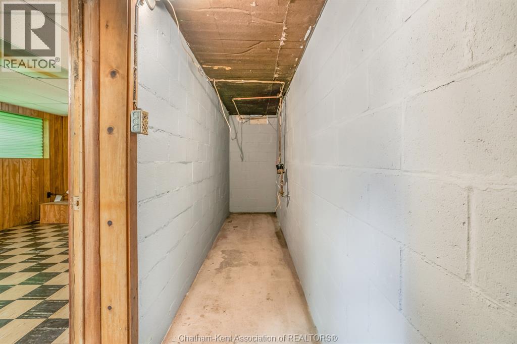 252 Tweedsmuir AVENUE East - Image 35