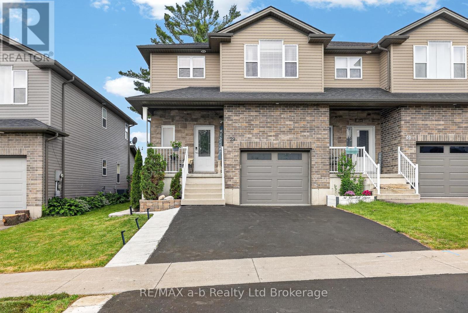 29 KENDELL LANE - 29