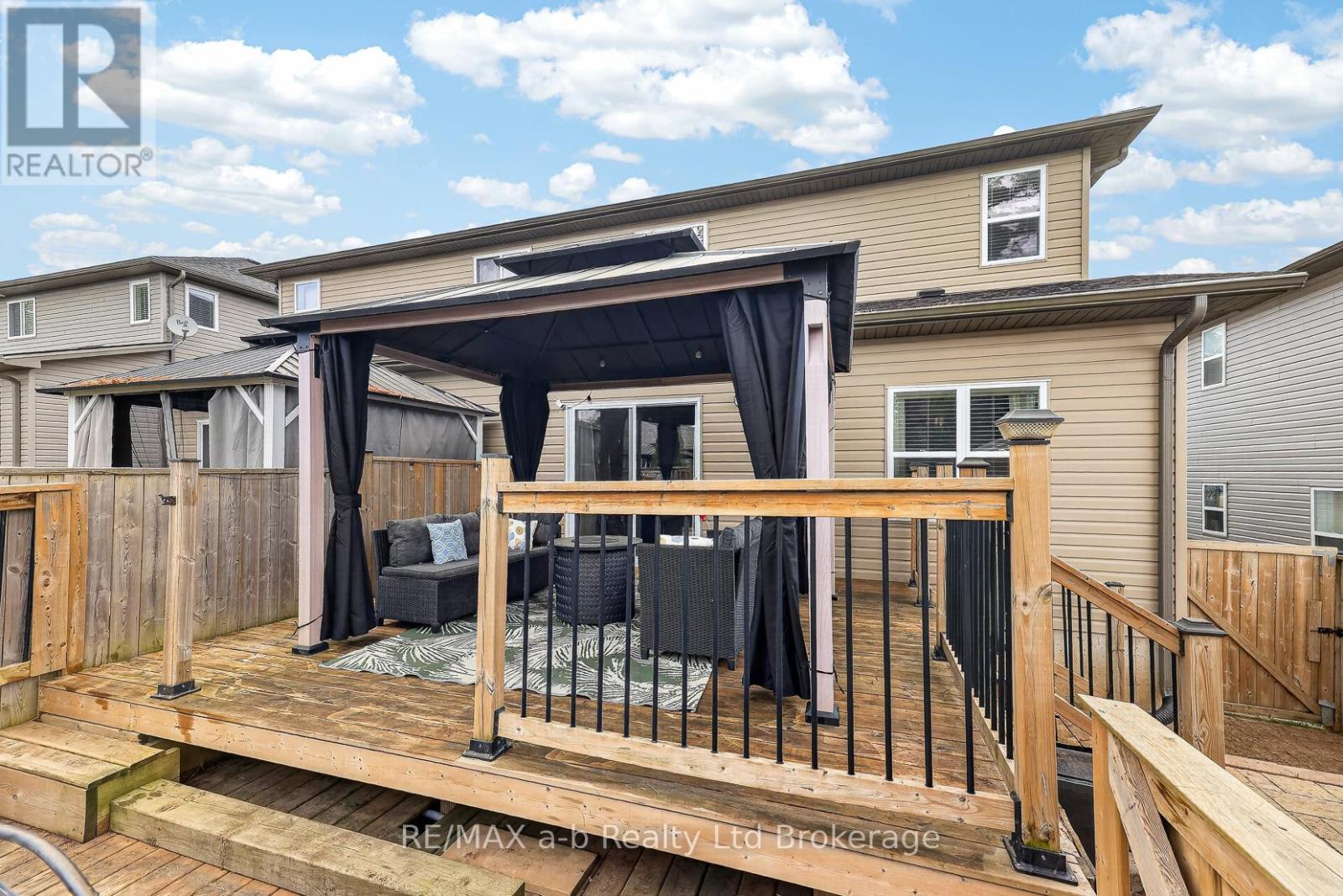 29 KENDELL LANE - 28