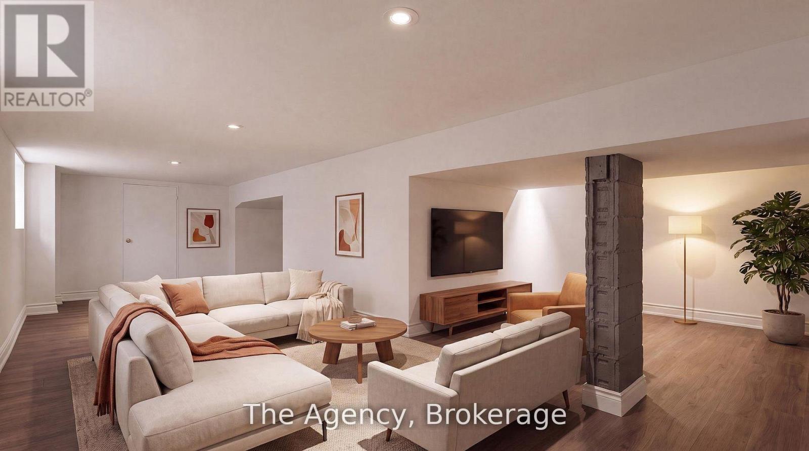 881 LAKESHORE ROAD E - 23