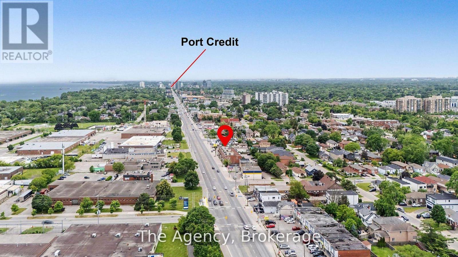 881 LAKESHORE ROAD E - 3