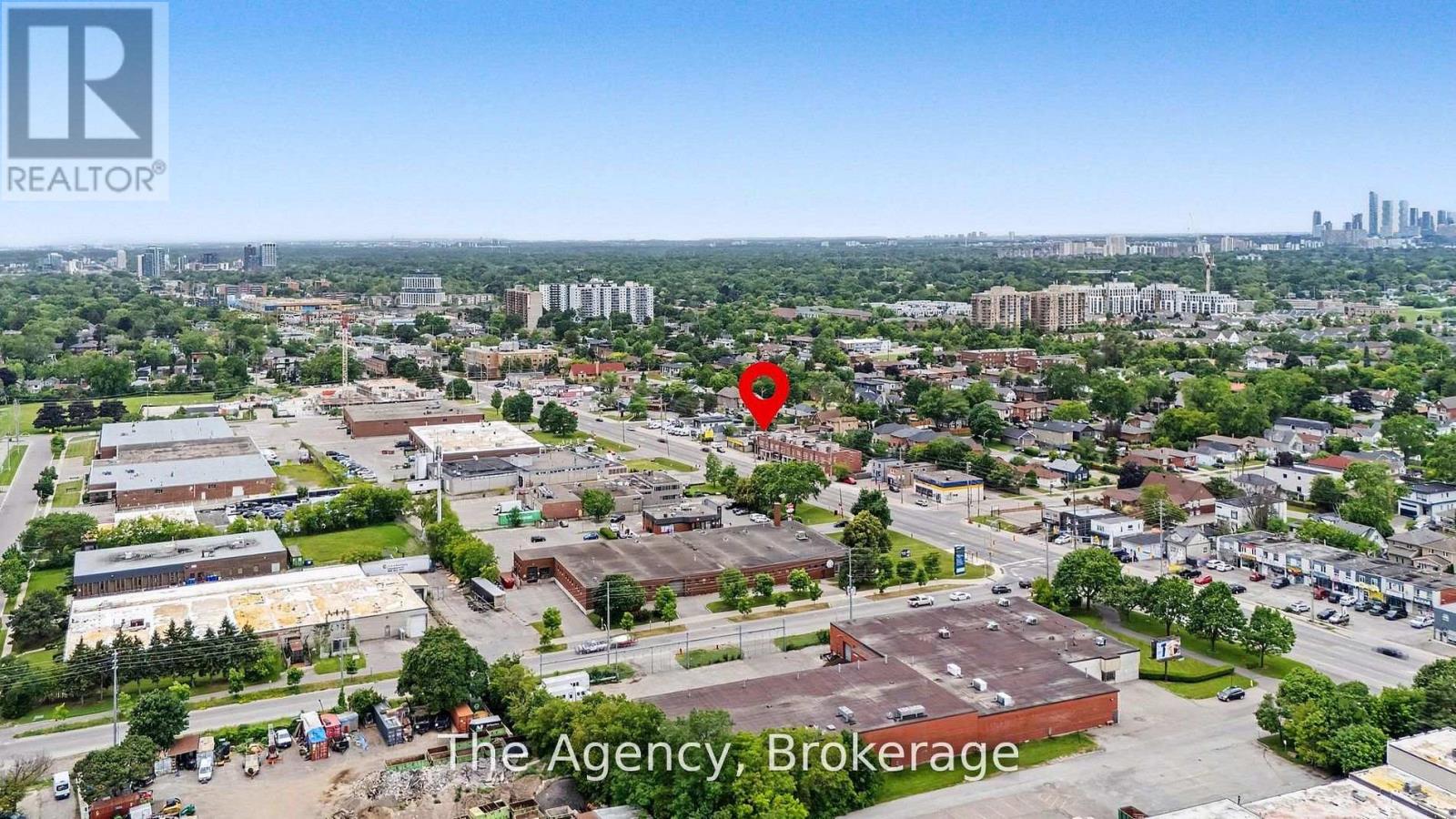 881 LAKESHORE ROAD E - 48