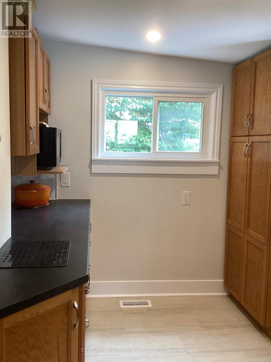 43 HEMLOCK STREET - 8