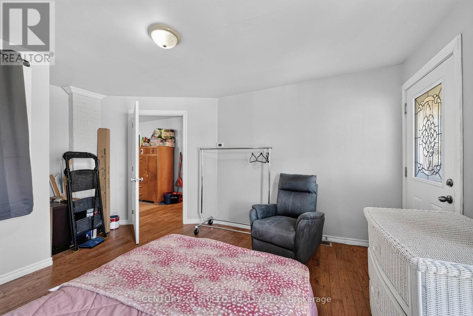 79 LEFEBVRE AVENUE - 19