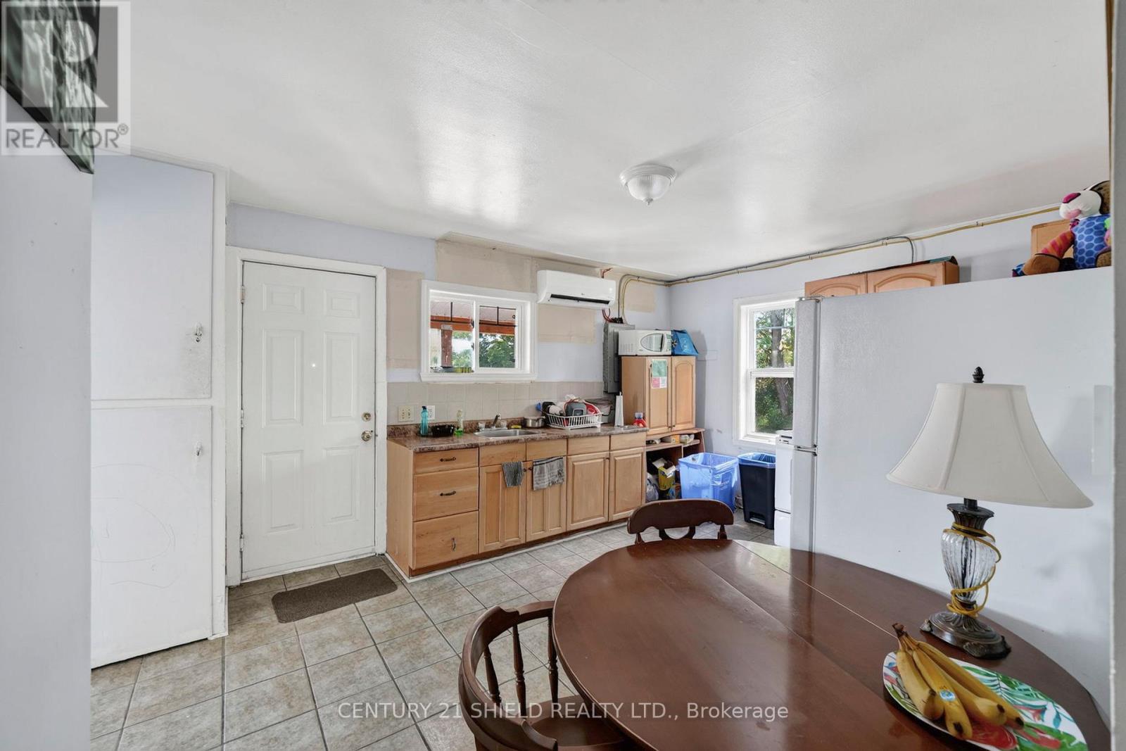 79 LEFEBVRE AVENUE - 31