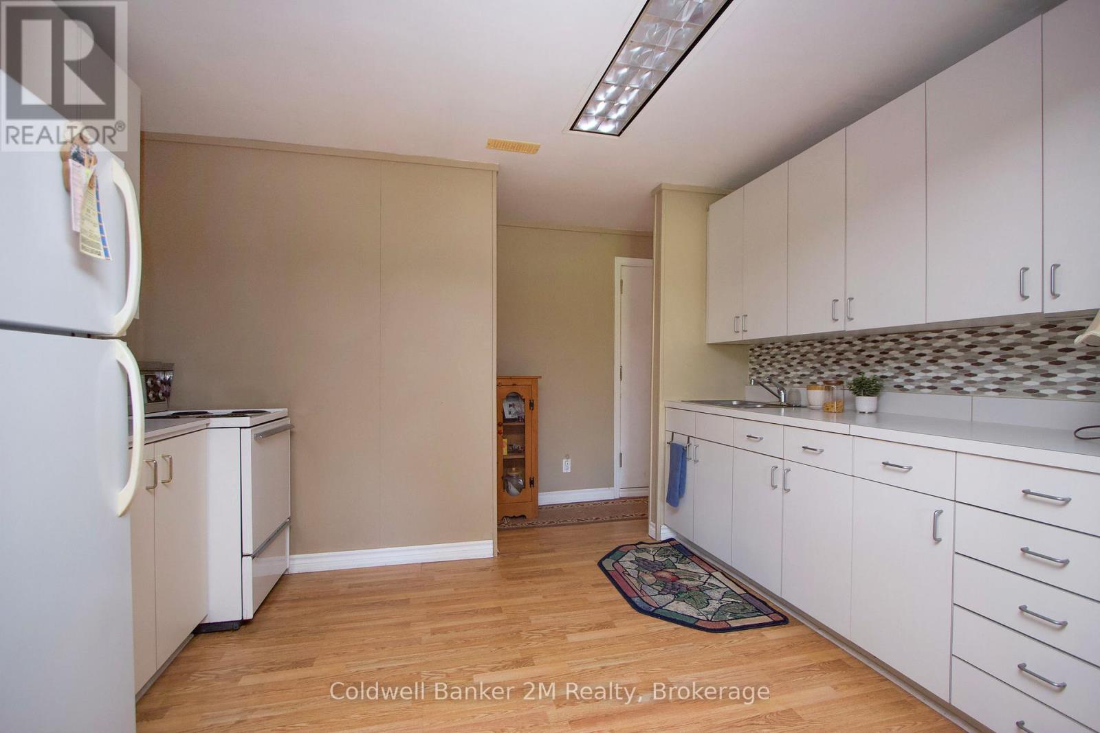 2890 CHURCH STREET - 23