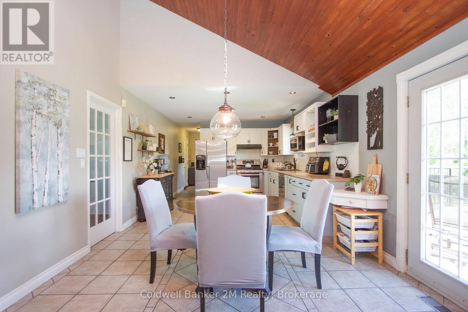 2890 CHURCH STREET - 6