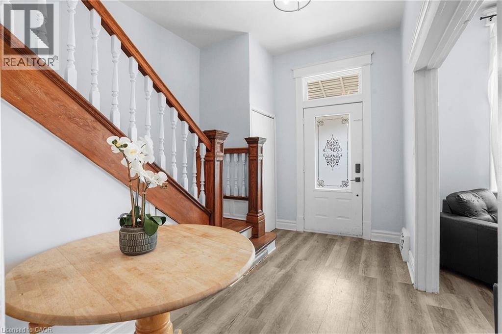 11 WRIGHT Avenue - 3