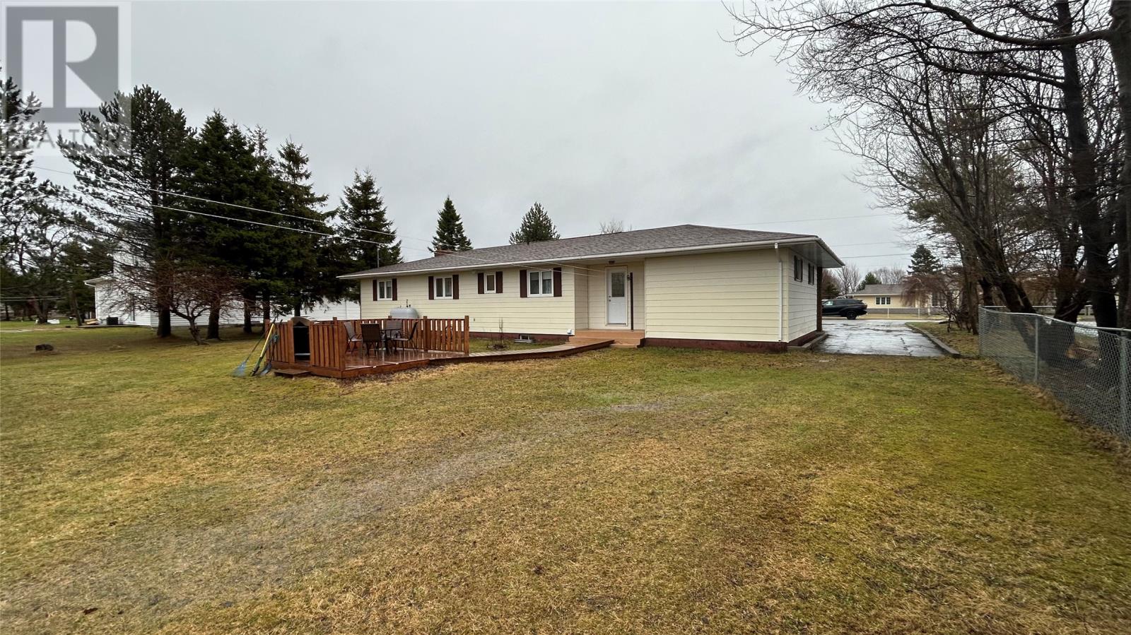 17 Juniper Drive - 23