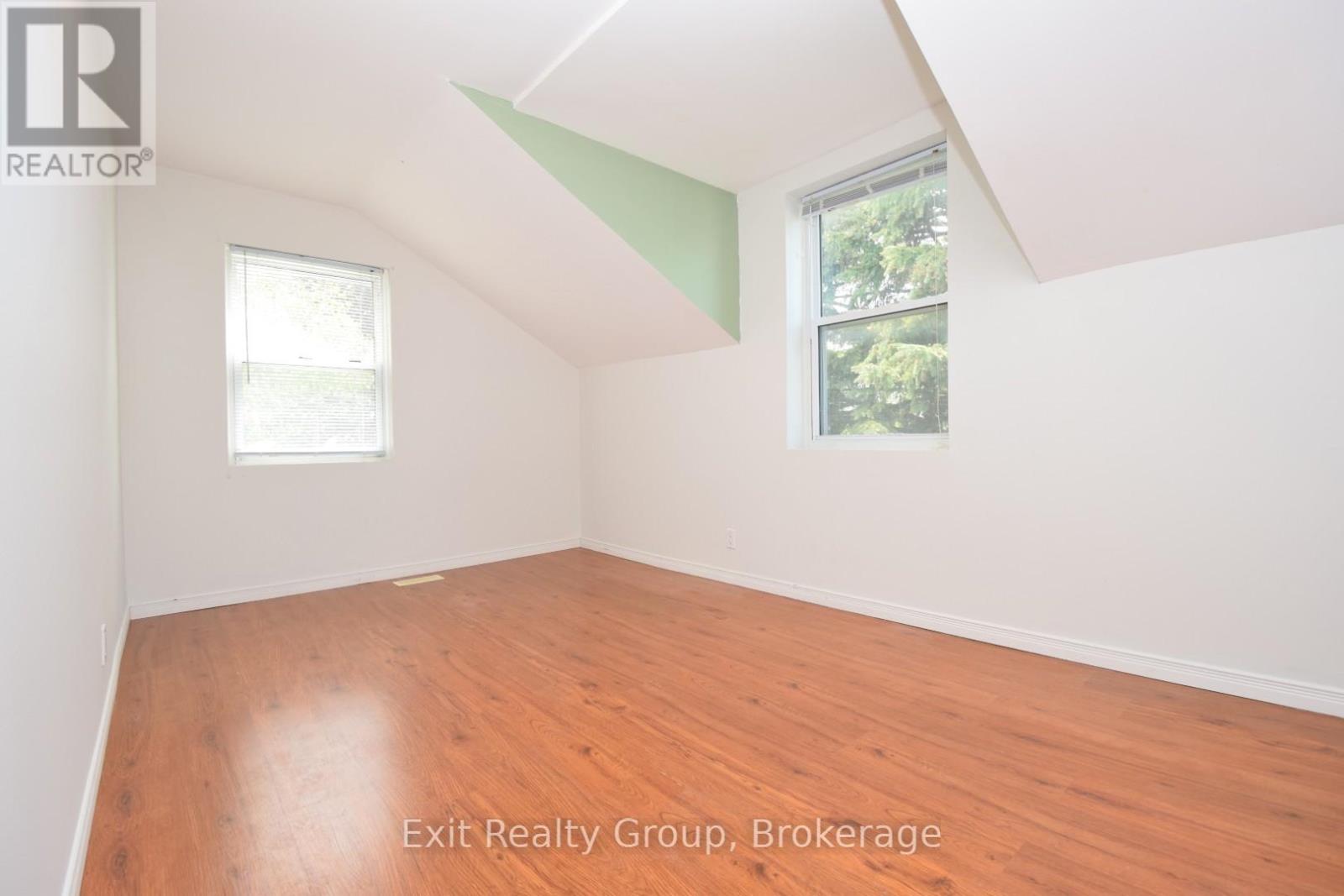 11 FLINDALL STREET - 12