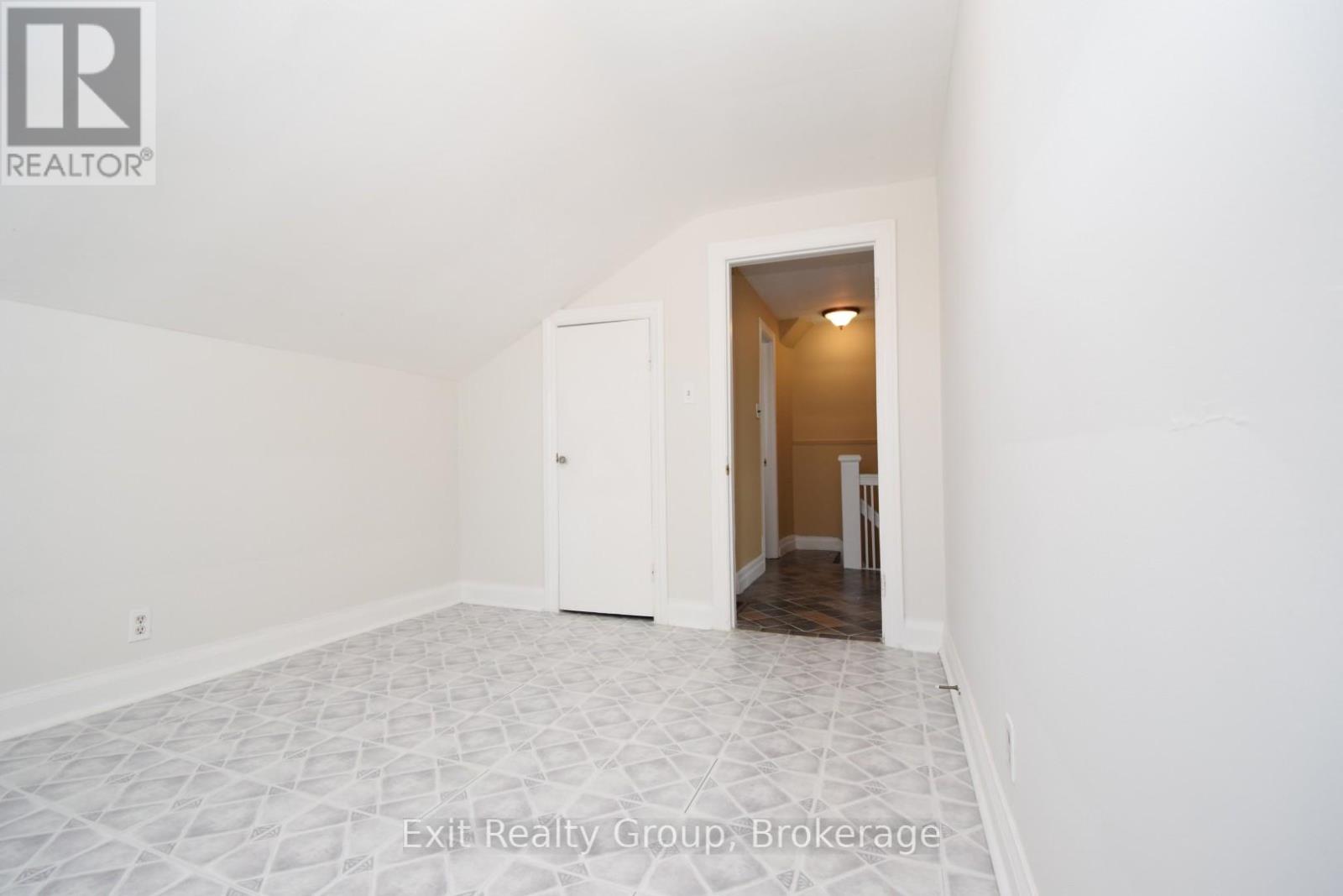 13 FLINDALL STREET - 13