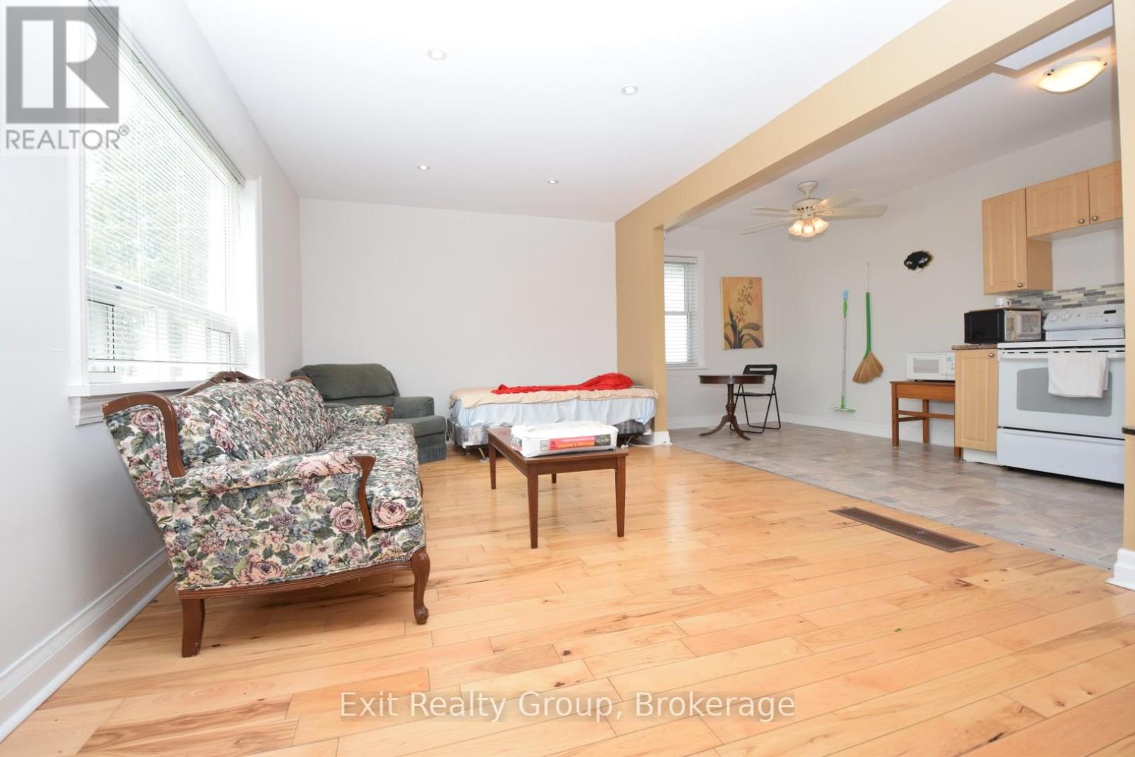 13 FLINDALL STREET - 4