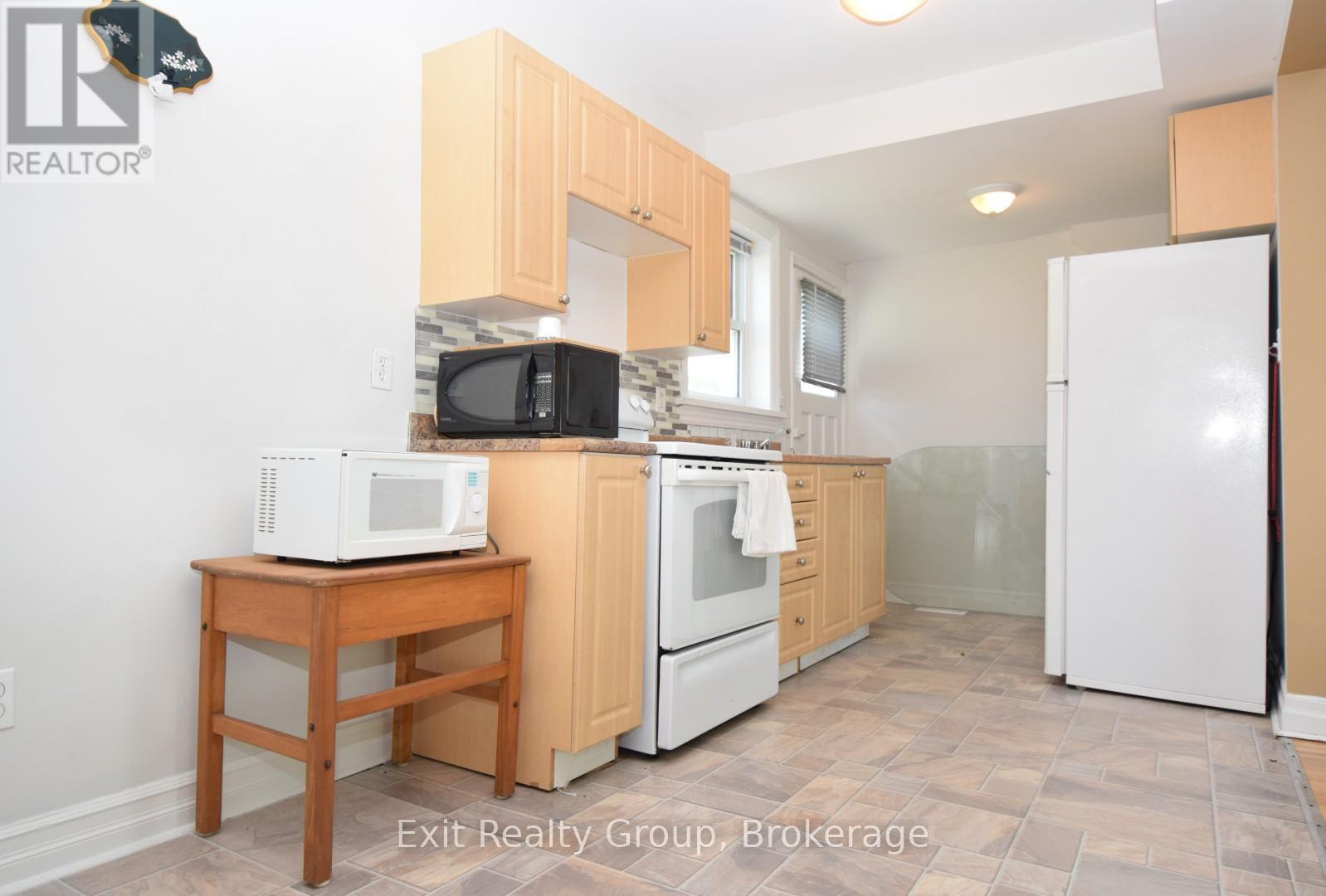 13 FLINDALL STREET - 8