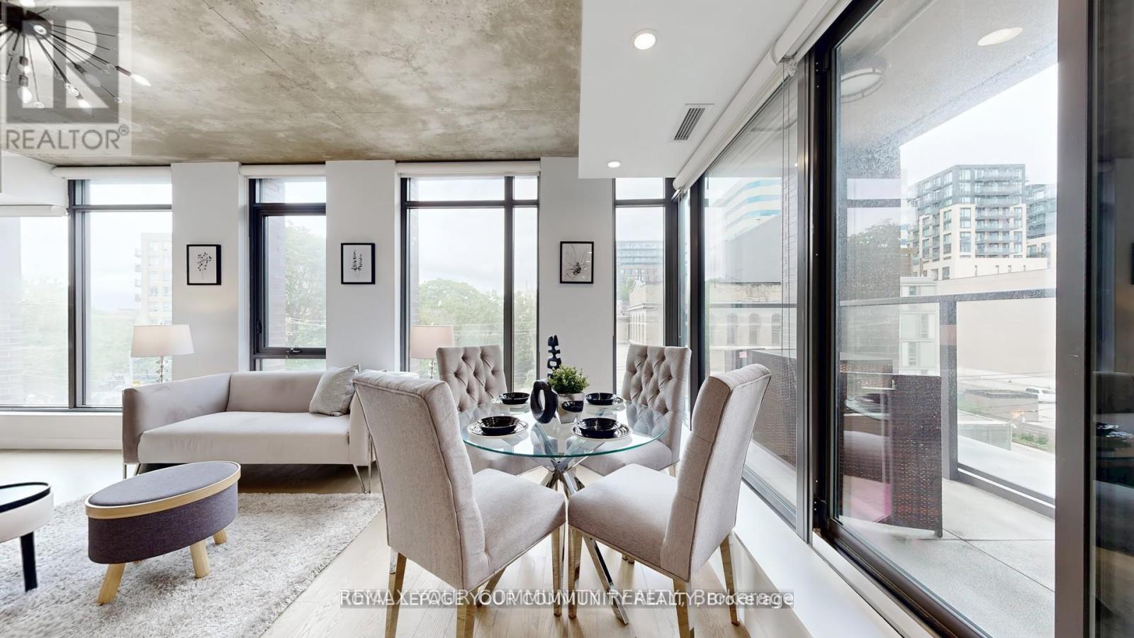 #314 111 BATHURST STREET - 12
