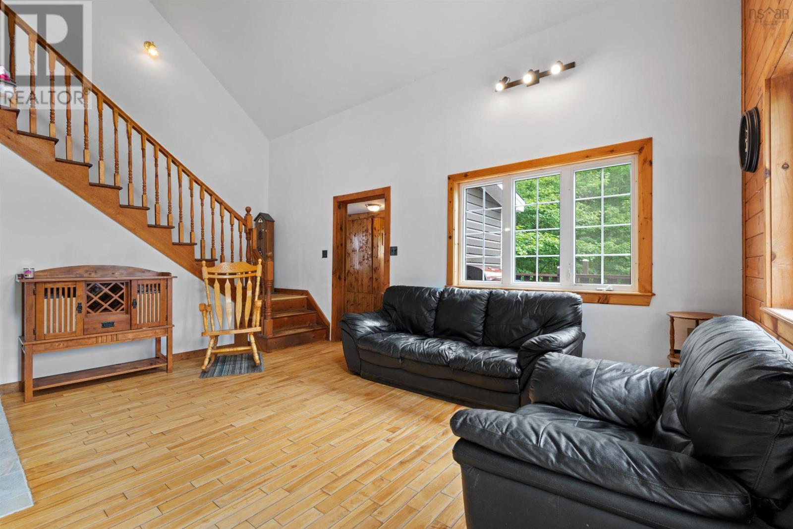59 West Side Road - 12