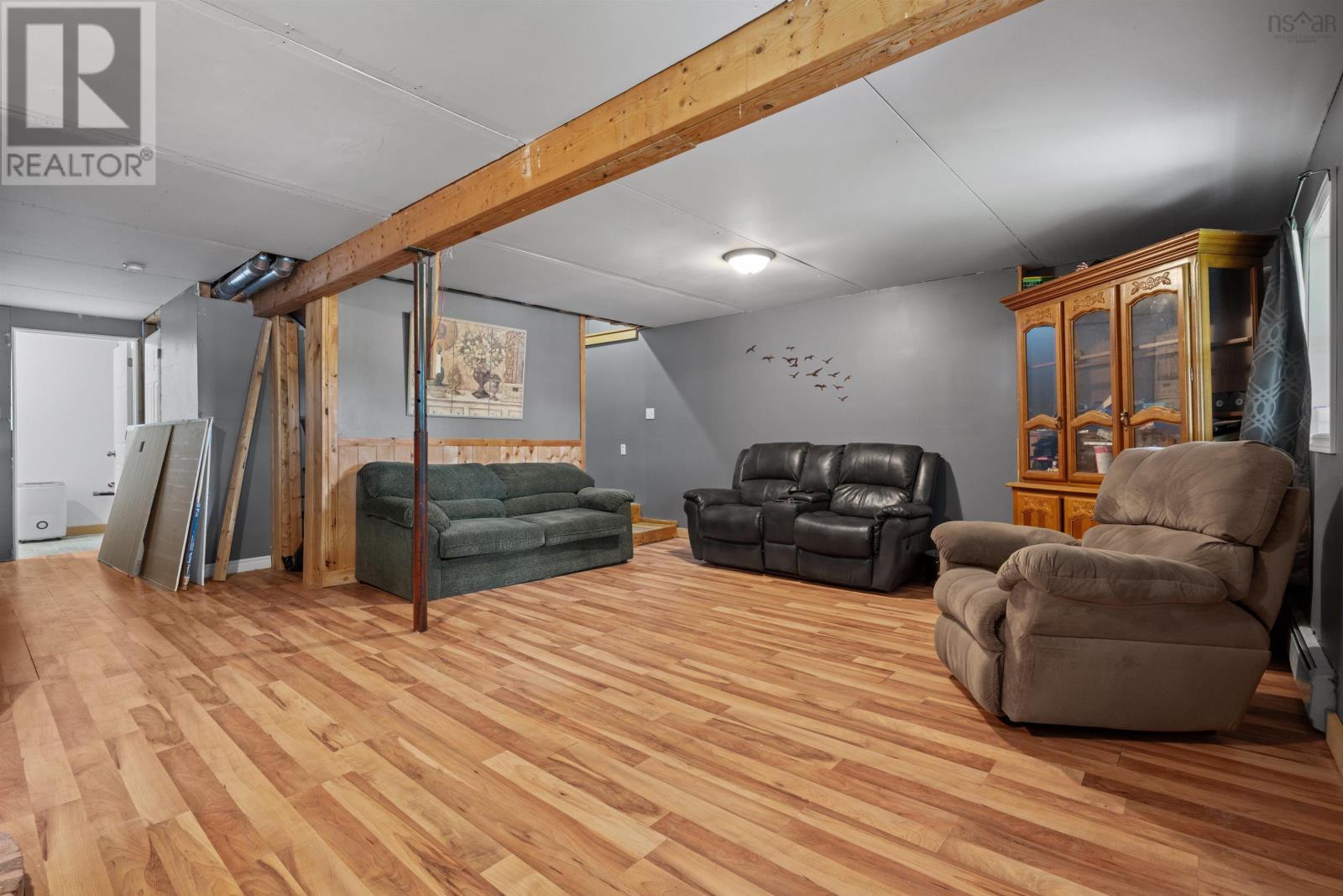 59 West Side Road - 32