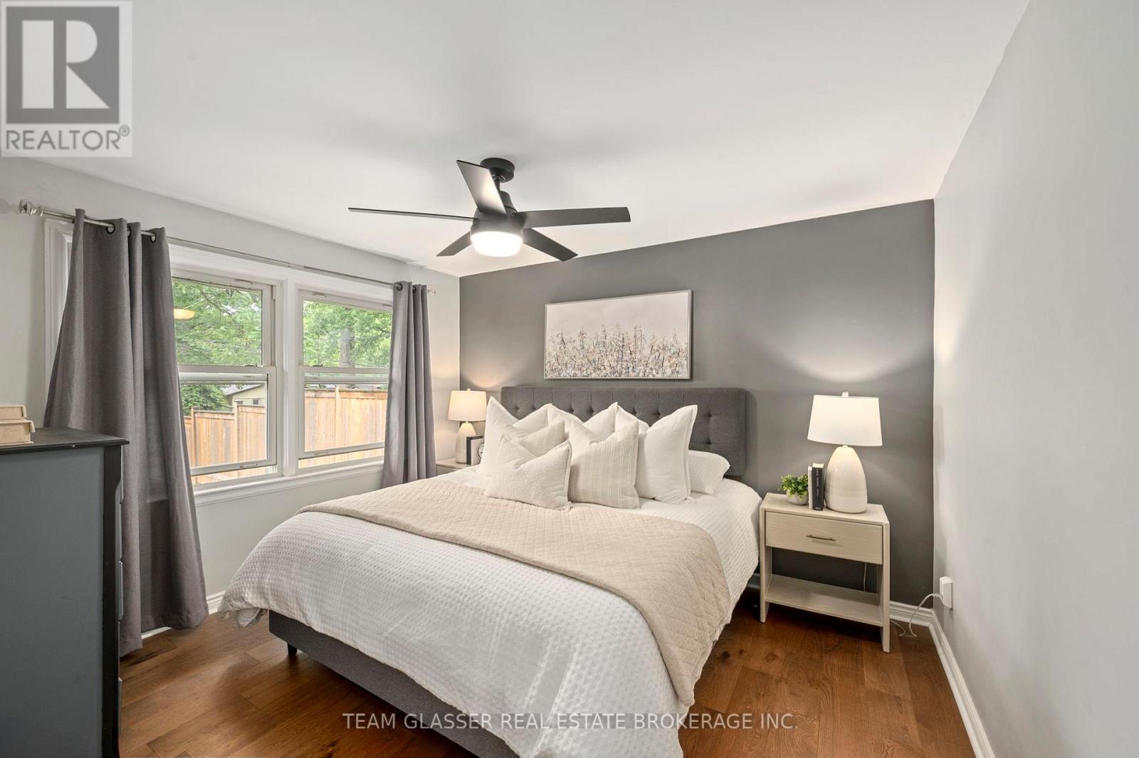 264 RIDGEWOOD CRESCENT - 12