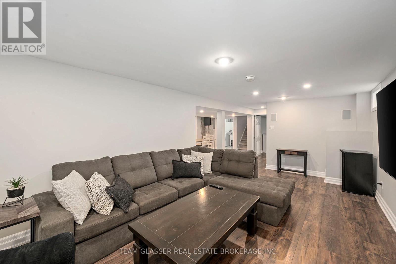 264 RIDGEWOOD CRESCENT - 20