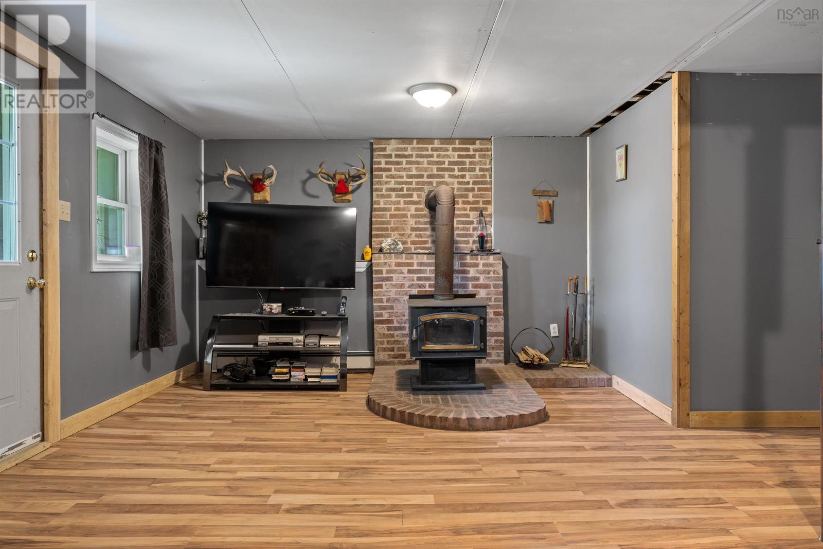59 West Side Road - 33