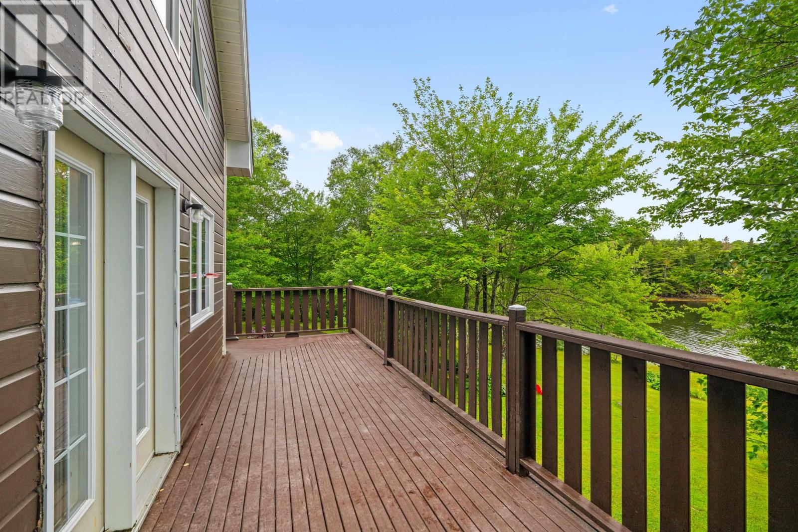 59 West Side Road - 37