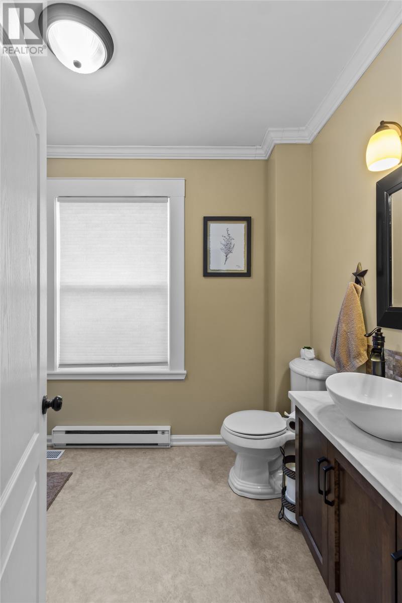 23 Kitchener Avenue - 18