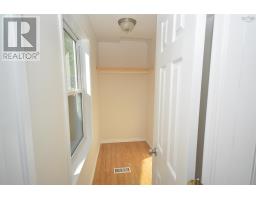 602 Herring Cove Road, Halifax, NS B3R1X6 Photo 9